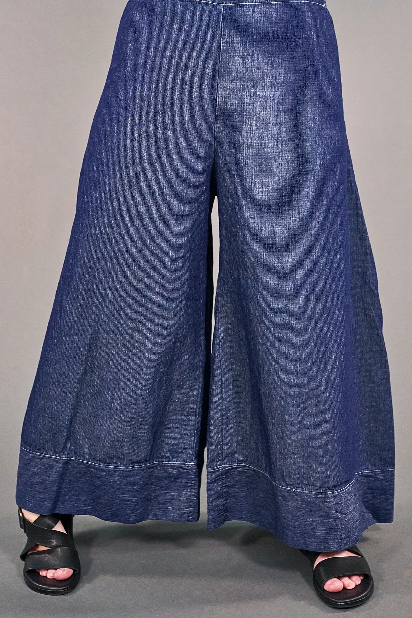 3302 Blue Fish Jeans-U