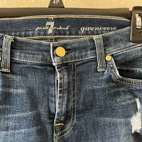 7 for all Mankind Women's Gwenevere Distressed Skinny Jeans Size 30