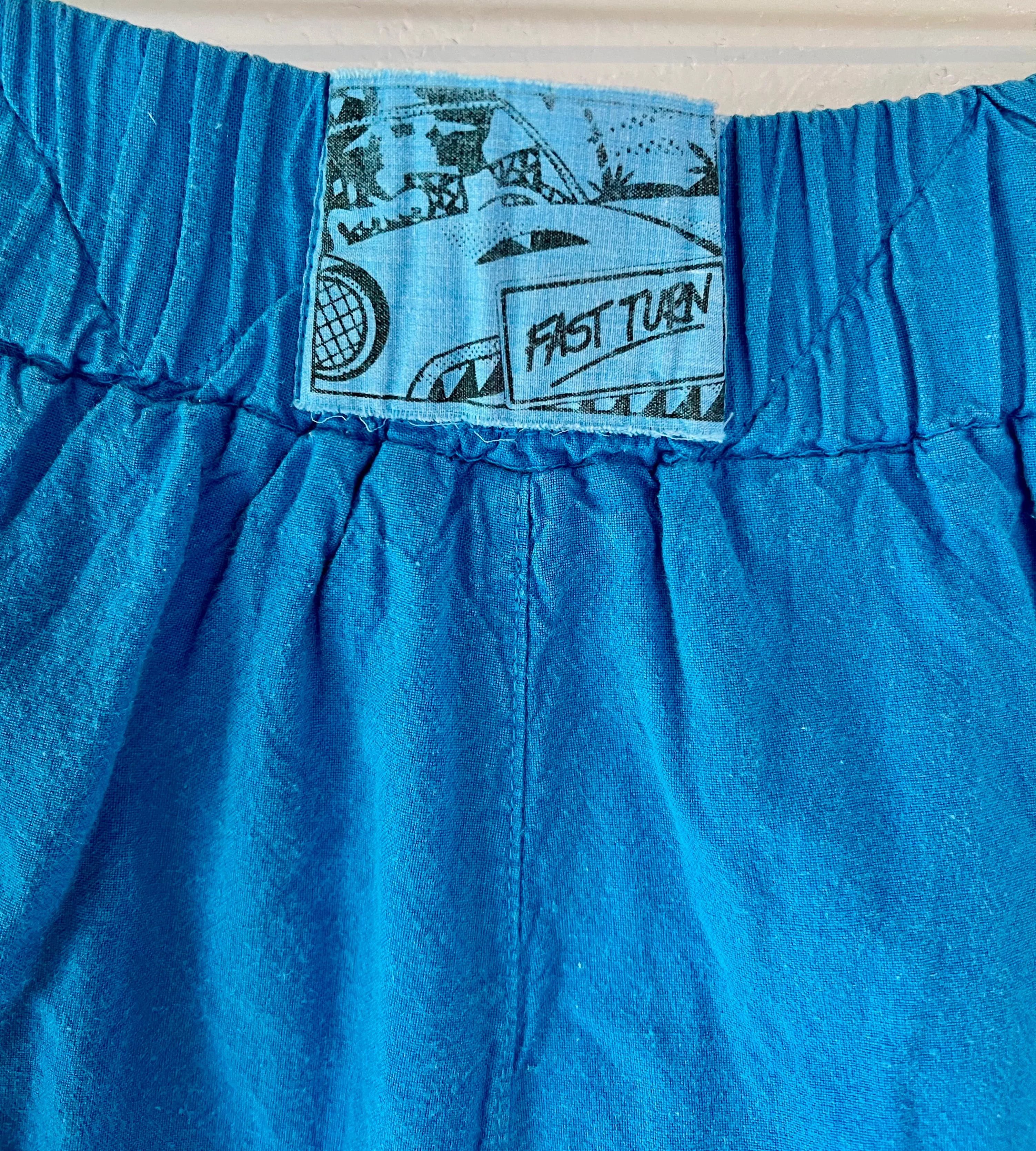 '90s Fast Turn Shorts