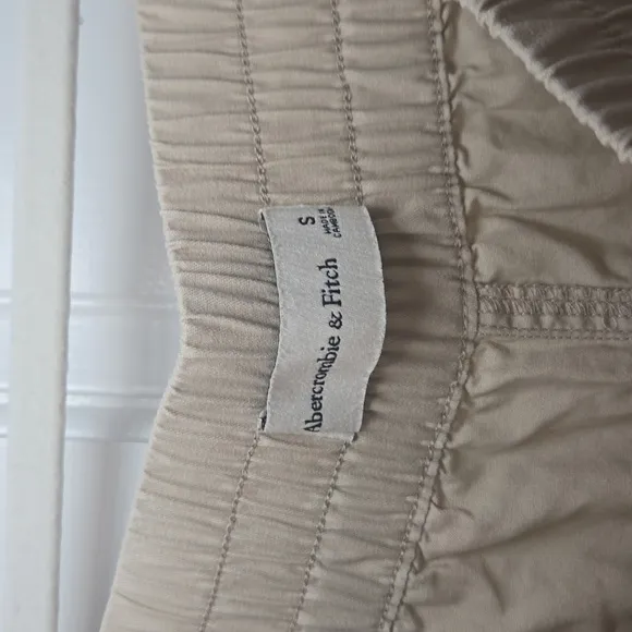 A&amp;F Utility Cargo Shorts