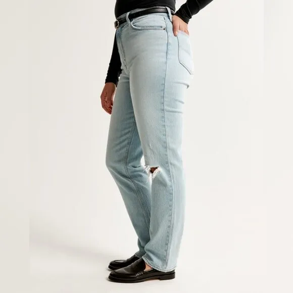 Abercrombie &amp; Fitch Curve Love Ultra High Rise 90s Straight Leg Jeans