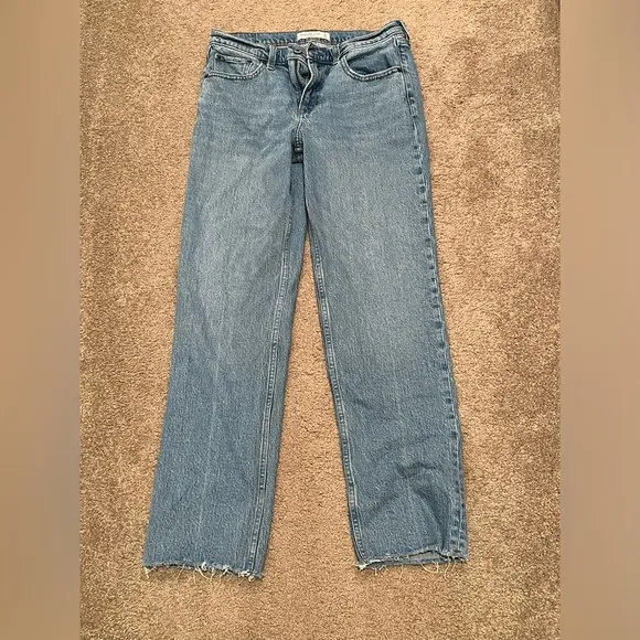Abercrombie &amp; Fitch Mid Rise 90s Straight Jean 28R