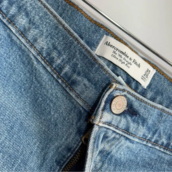 Abercrombie &amp; Fitch The '90s Straight Ultra High Rise Curve Love Jeans 35 20 S