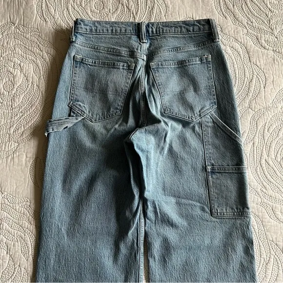 Abercrombie - Ultra High Rise 90s Straight Carpenter Jean - Blue