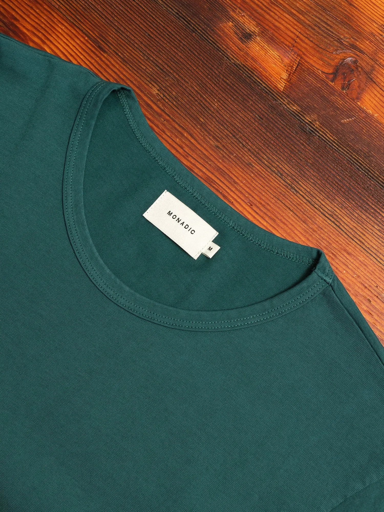 Basis T-Shirt in Emerald
