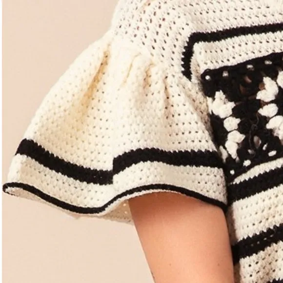 BiBi Cream Black Granny Square Short Ruffle Sleeve Striped Sweater X-Large NEW