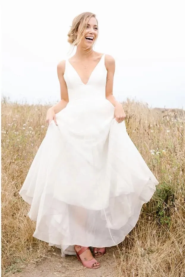 Deep V-neckline Sleeveless Chiffon Simple Beach Wedding Dresses