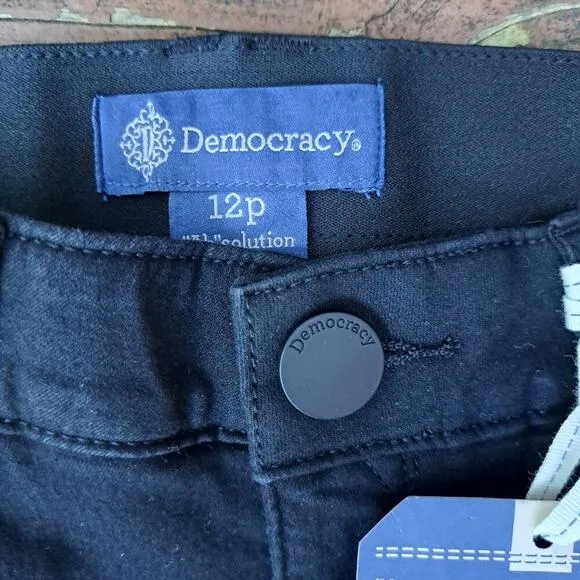 Democracy Jeans Women Size 12P Booty Lift Jegging Brand New