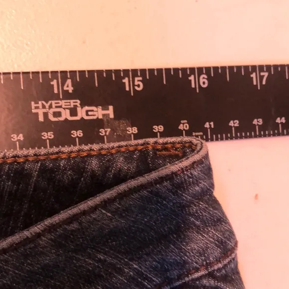 DKNY size 12 blue jeans classic straight leg slight boot stretch like new