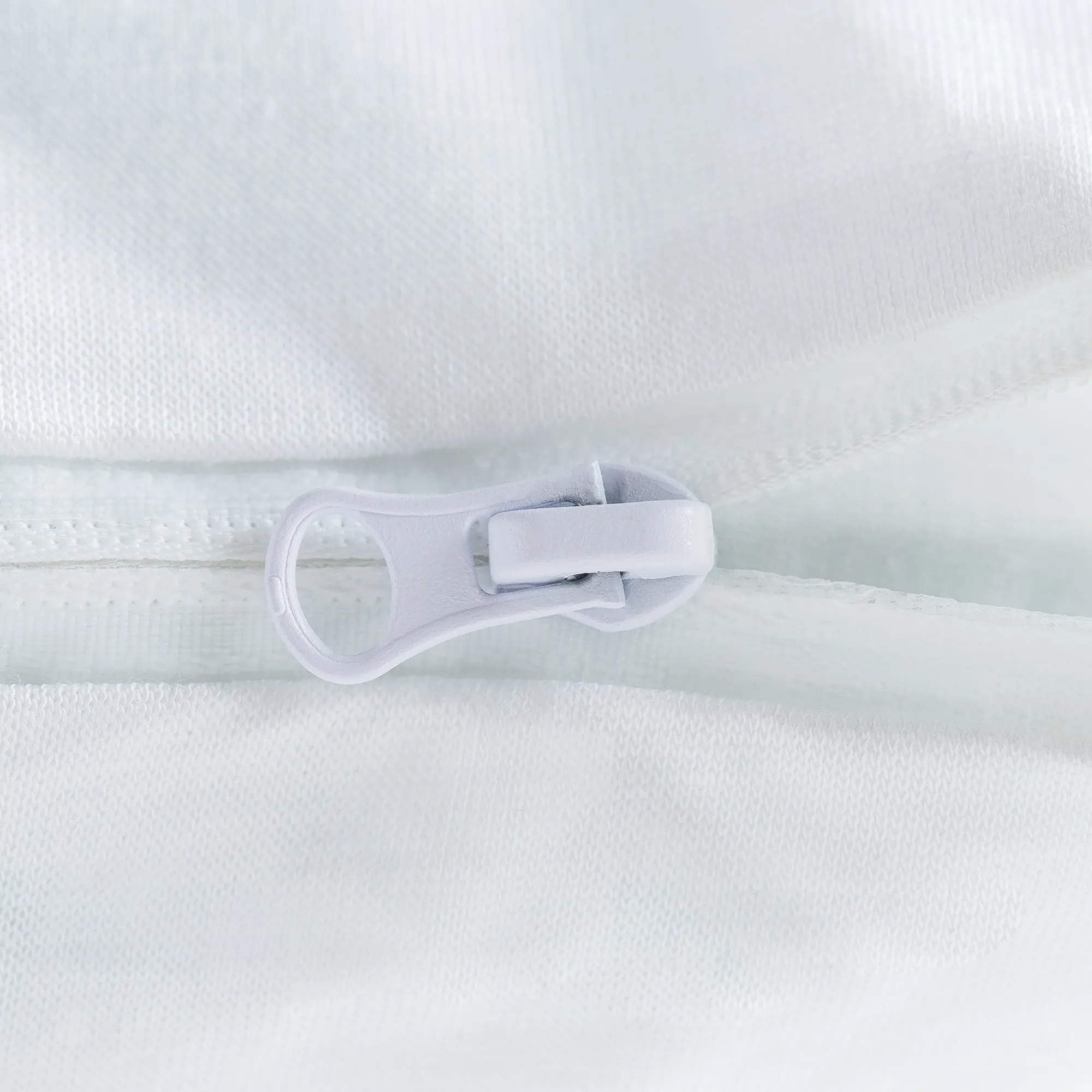 Encase® LT Pillow Protector