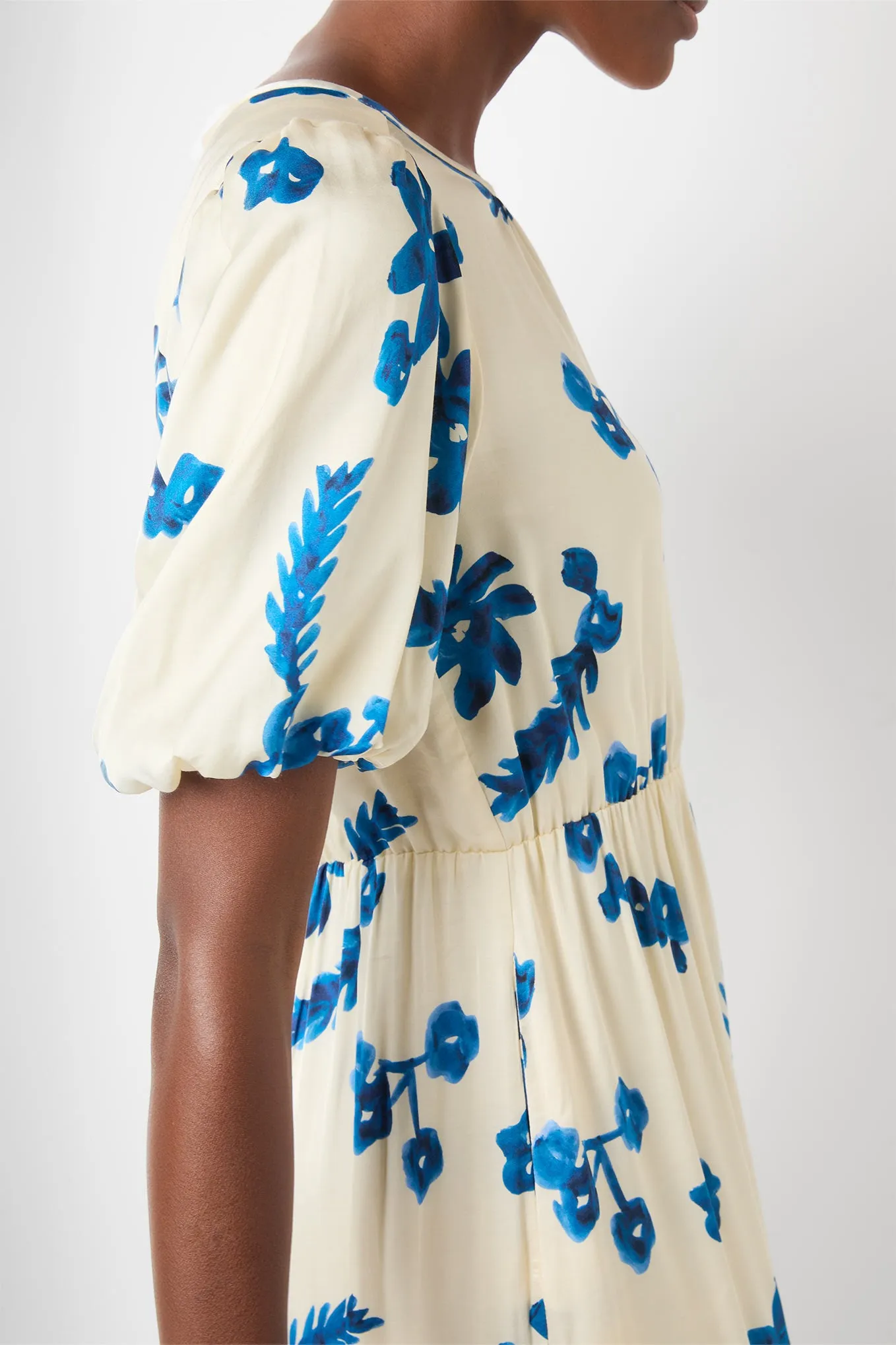 Esme Scattered Floral Dress - Ecru/Blue