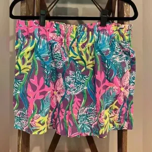 EUC Lilly Pulitzer Shorts Size Large