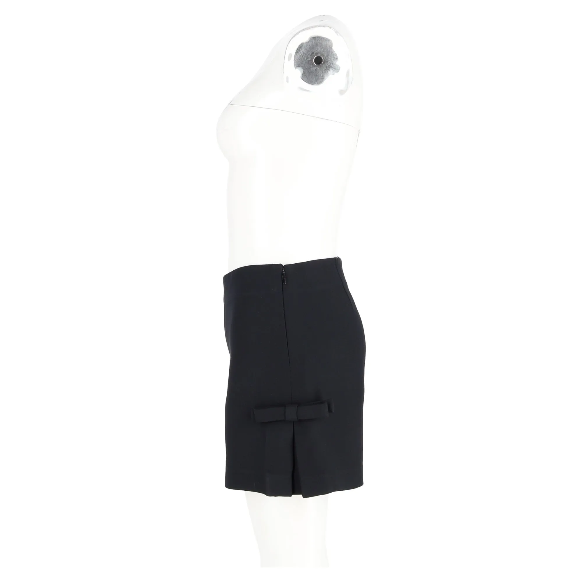 Fendi Bow Detail Shorts in Black Wool