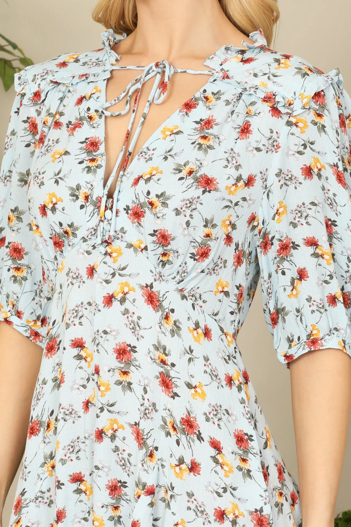 Floral Hald Puff Sleeve V-Neck Tie Detail Romper