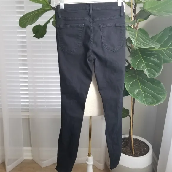Frame Le skinny de Jeanne black distressed denim jeans size 25