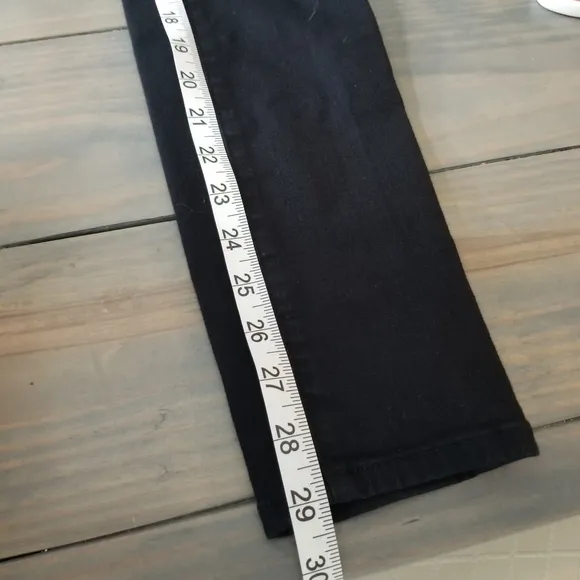 Frame Le skinny de Jeanne black distressed denim jeans size 25