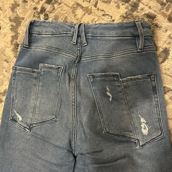 GOOD AMERICAN Good Straight Split Pocket Jeans