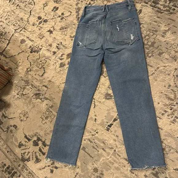 GOOD AMERICAN Good Straight Split Pocket Jeans