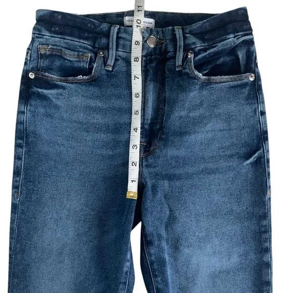 GOOD AMERICAN Straight Jeans! Retail $129
