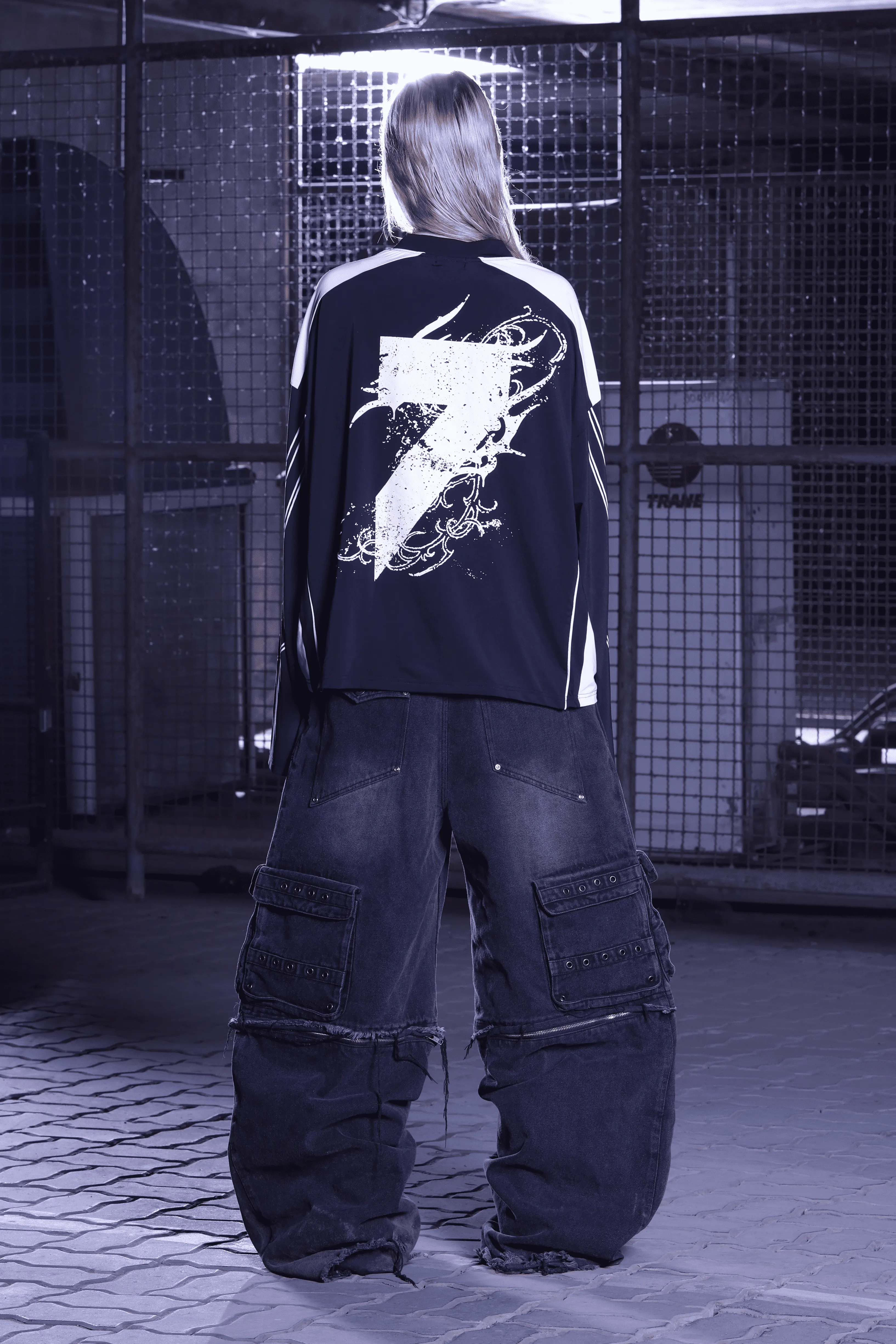 GRAVE DENIM