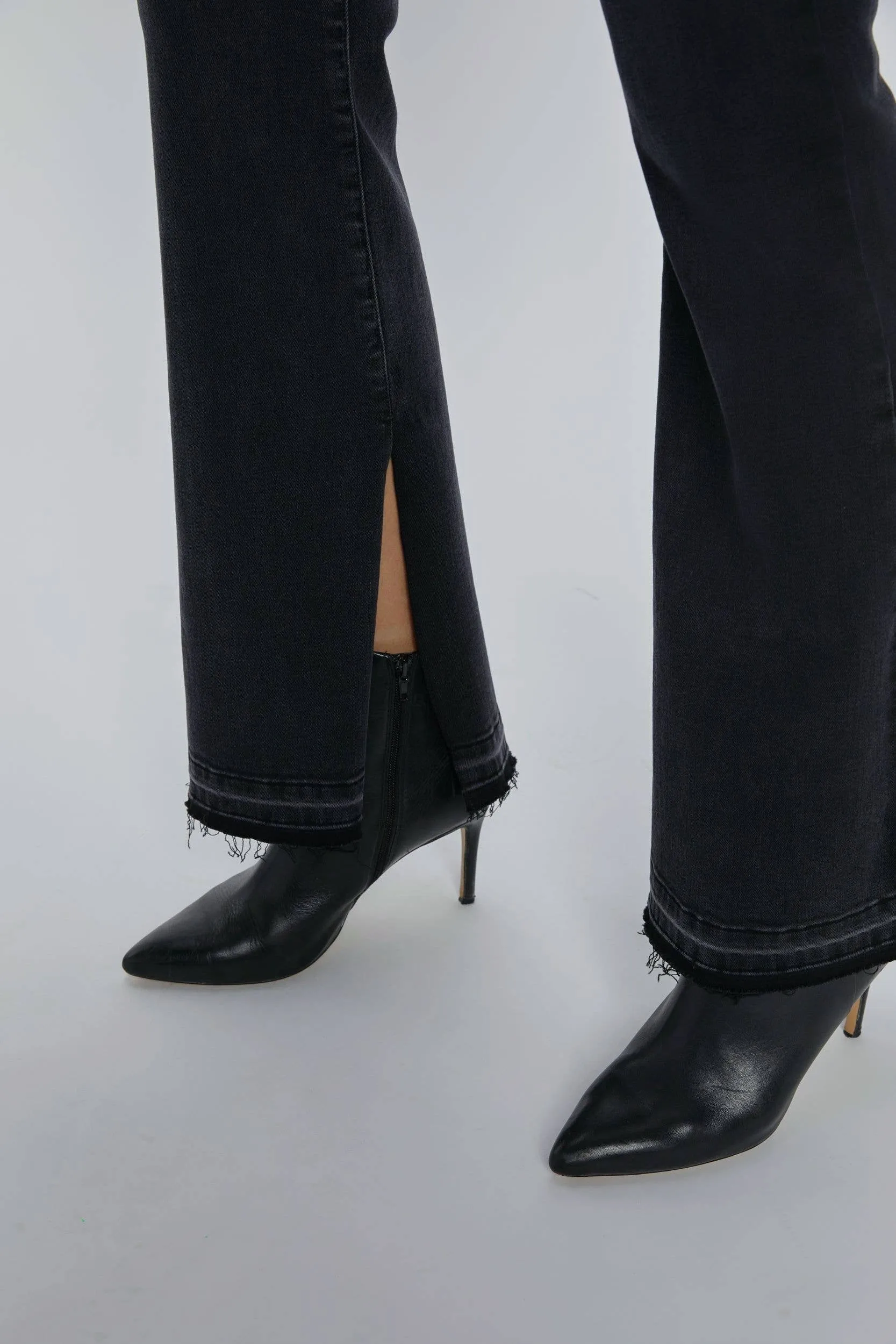 High Rise Happi Flare with Slit by Hidden Jean