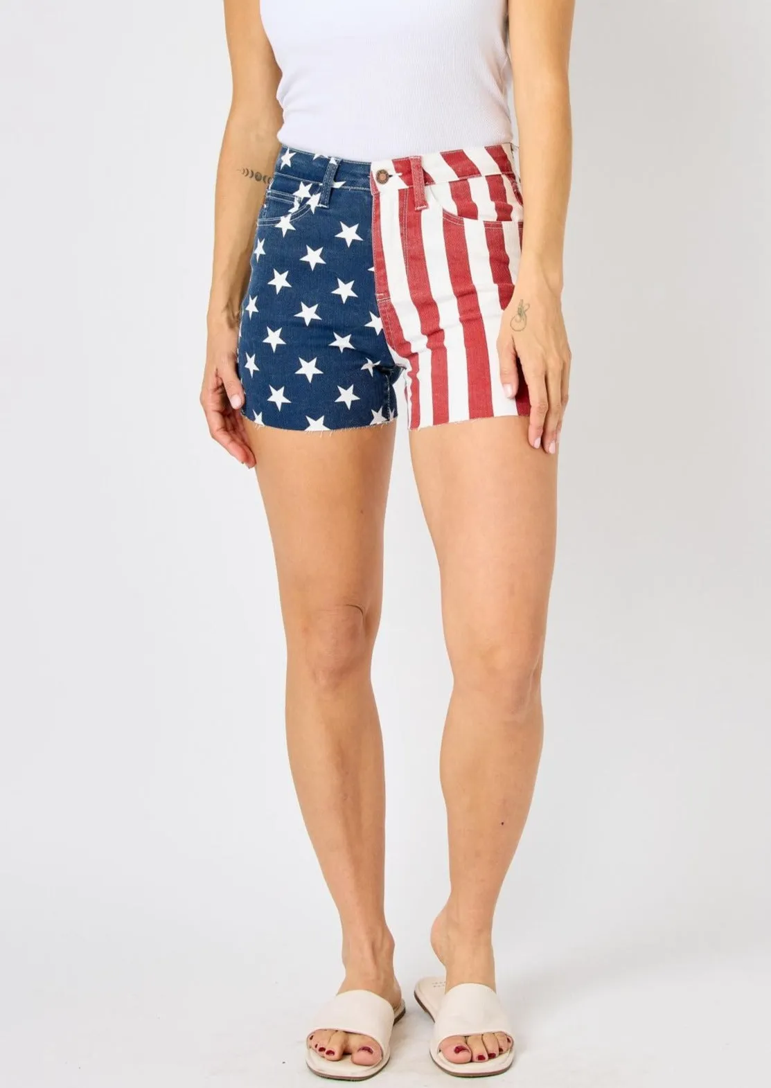 JUDY BLUE Americana Shorts