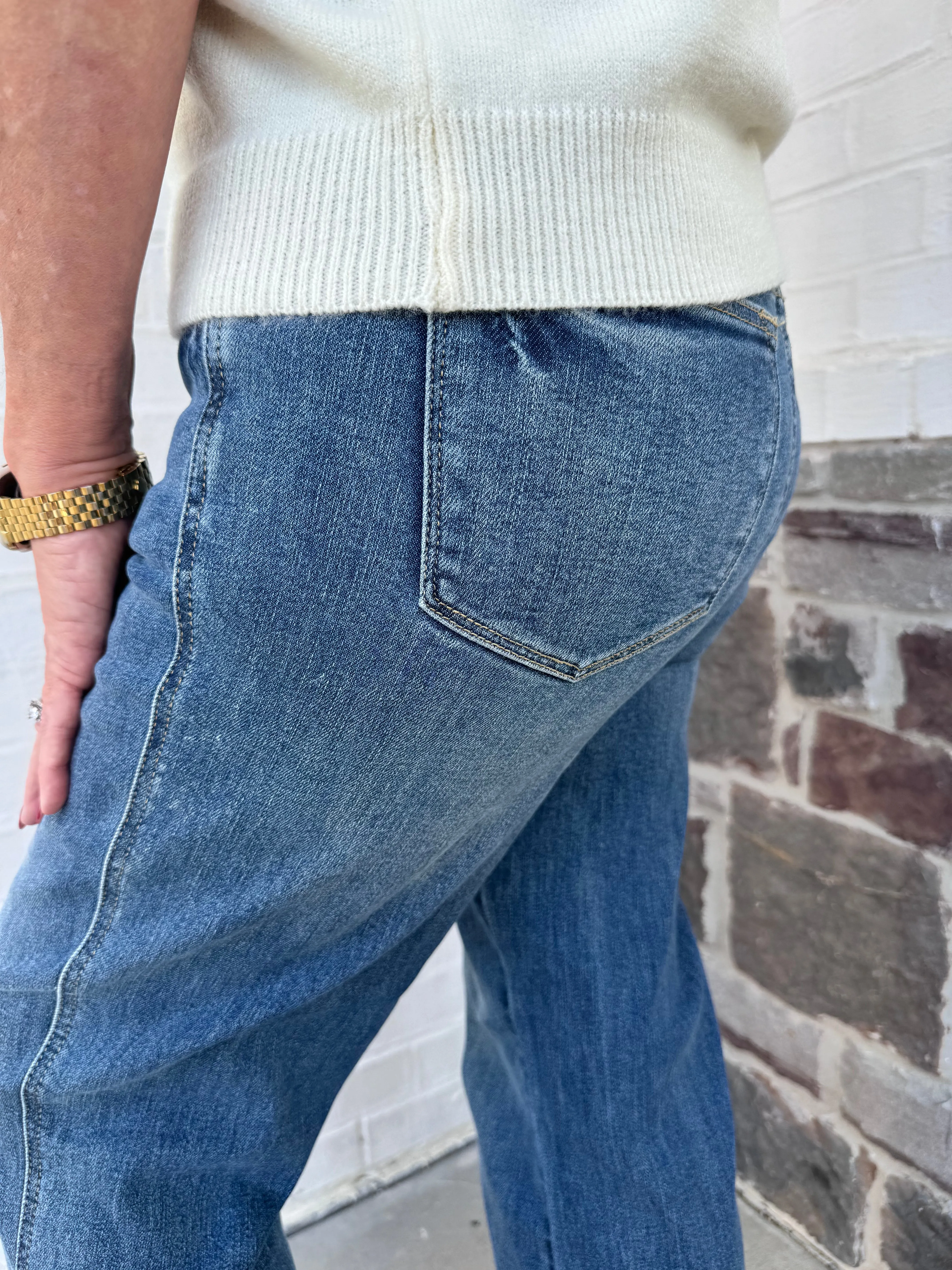 Judy Blue: Tummy Control Vintage Straight Jeans