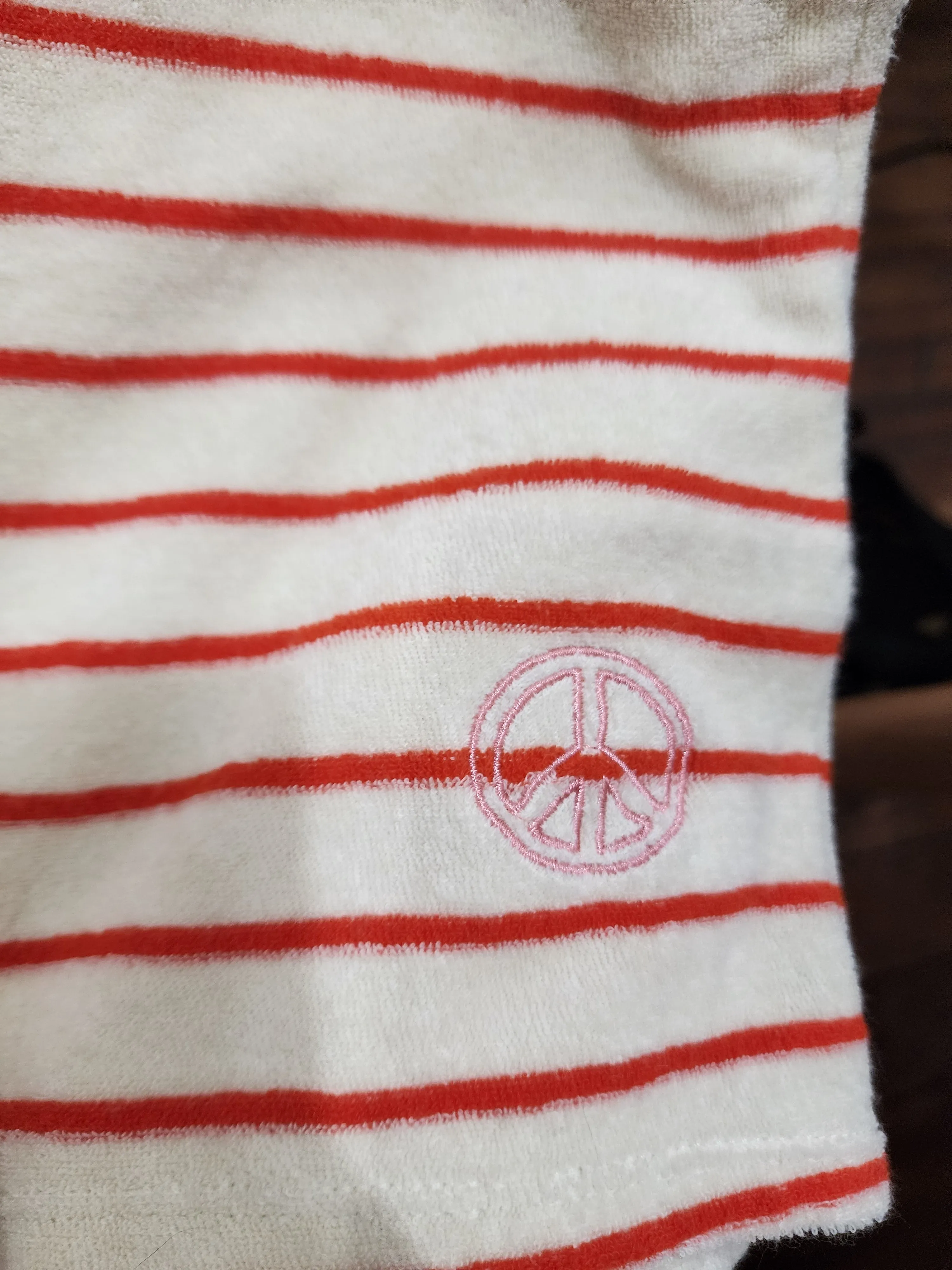 Kip & Co red and cream striped shorts size 6