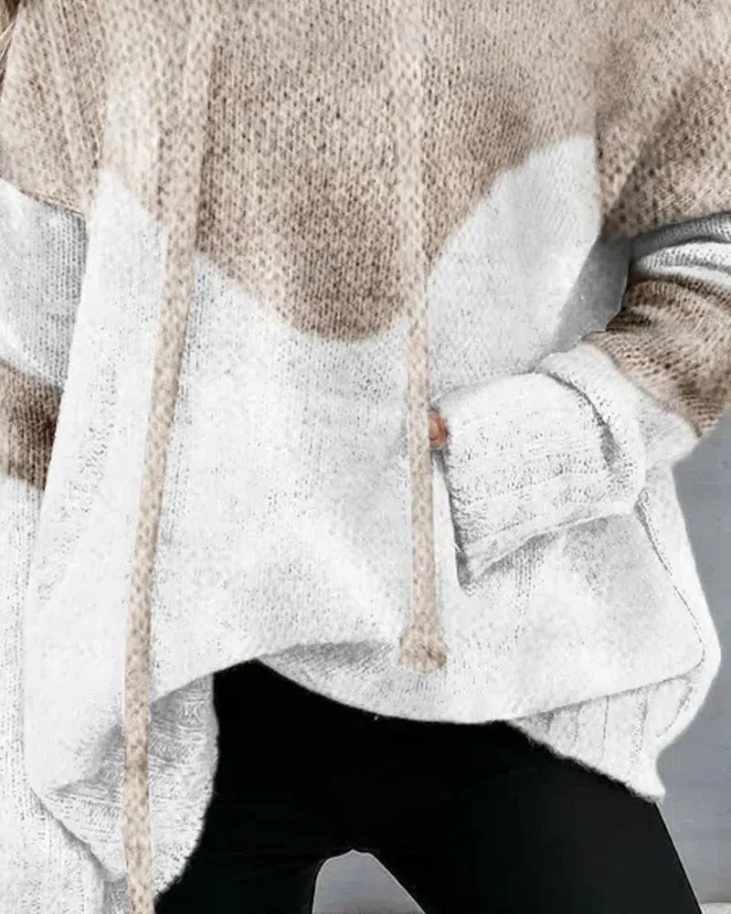 Kvinnors tröja med färgkontrast, perfekt för en modern och trendig look