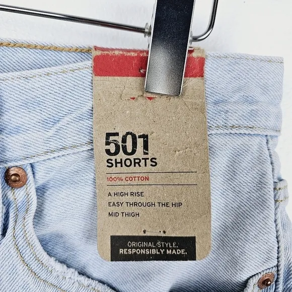 Levi's 501 Light Wash Button Fly Jean Shorts NWT, size 28