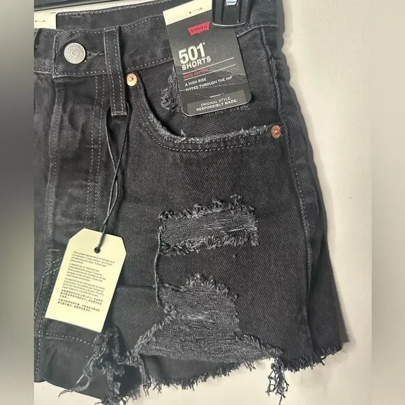 Levi’s 501 Original Fit High Rise Distressed Shorts Sz 24