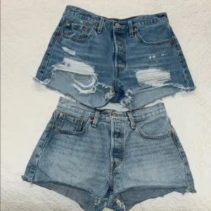 Levi's Premium BUNDLE (2) 501 ORIGINAL FIT HIGH RISE WOMEN'S SHORTS Size 28