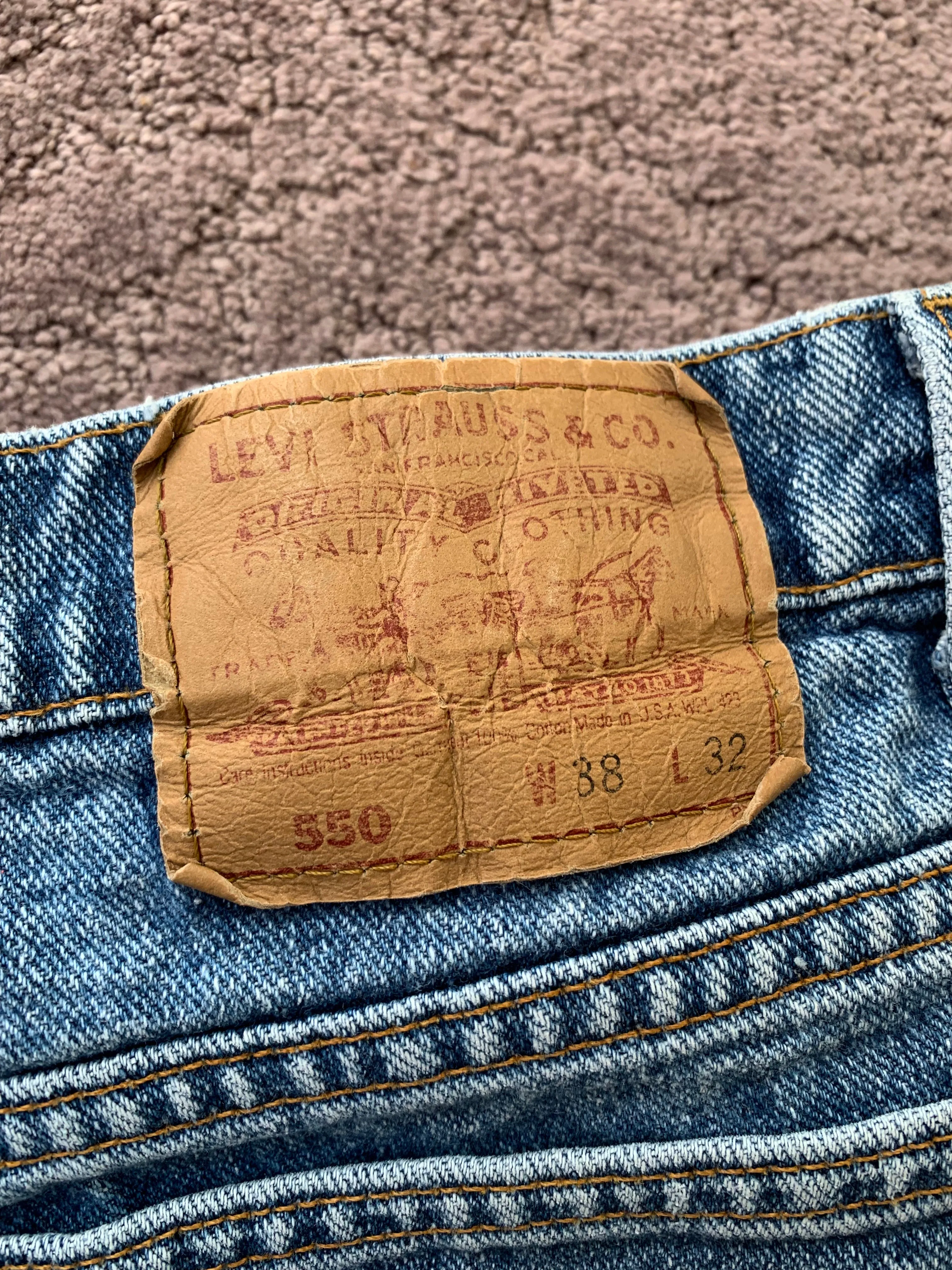 Levi’s Vintage 550s (34x32)