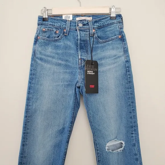Levi's * WEDGIE Premium Straight Jeans