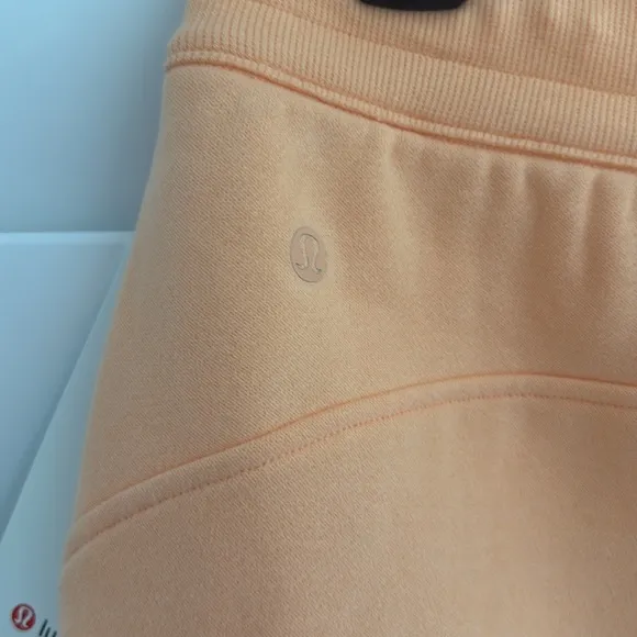 Lululemon Scuba High-Rise 5” short