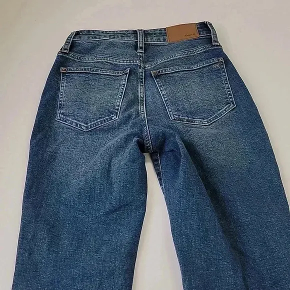 Madewell curvy perfect vintage jeans Armand wash instacozy edition