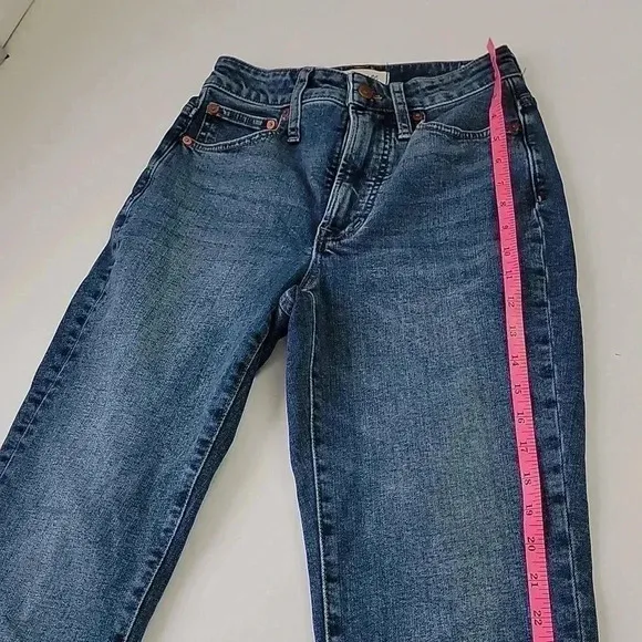 Madewell curvy perfect vintage jeans Armand wash instacozy edition