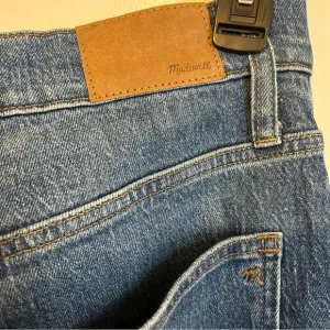 MADEWELL PERFECT VINTAGE WIDE LEG JEANS SIZE 31