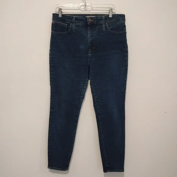 Madewell - Petite Curvy High Rise Skinny Jeans