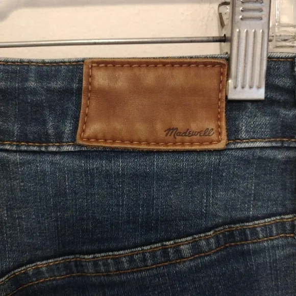 Madewell - Petite Curvy High Rise Skinny Jeans