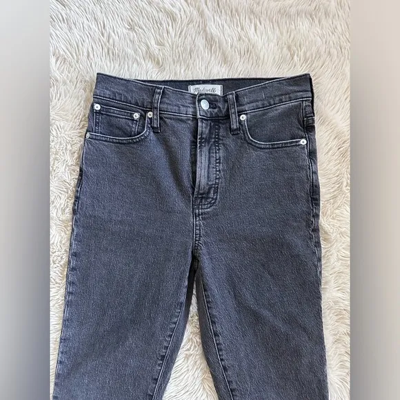 Madewell The Perfect Vintage Straight Leg Jeans in Black Wash Size 26