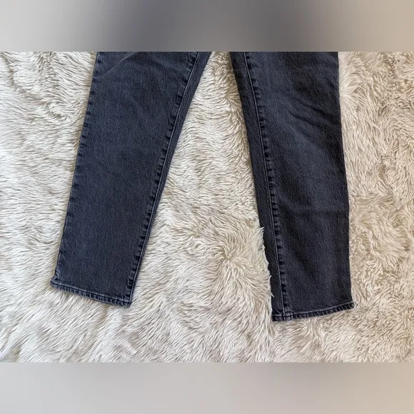 Madewell The Perfect Vintage Straight Leg Jeans in Black Wash Size 26
