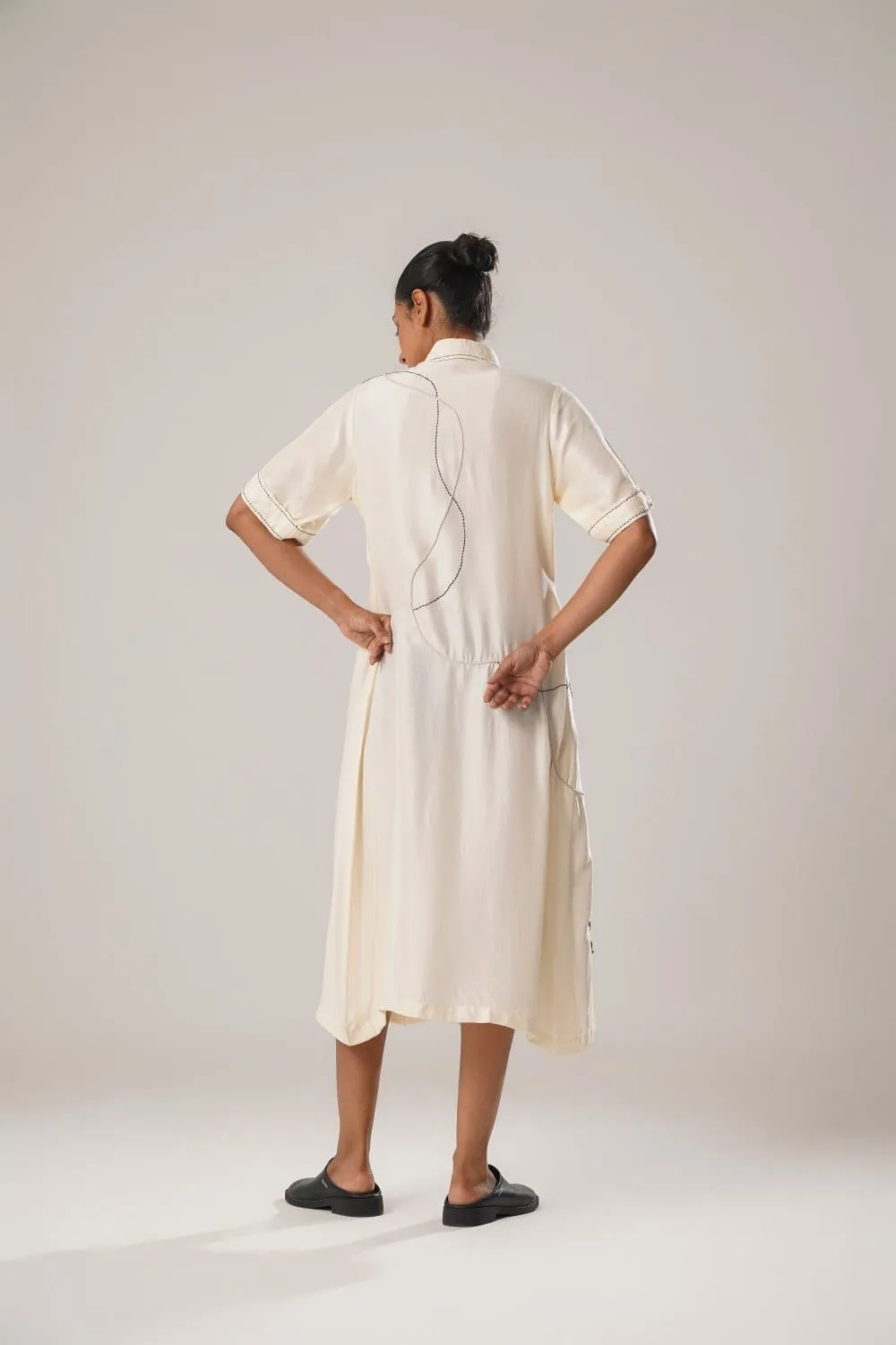 MJ PLEATED DRESS (WHITE)