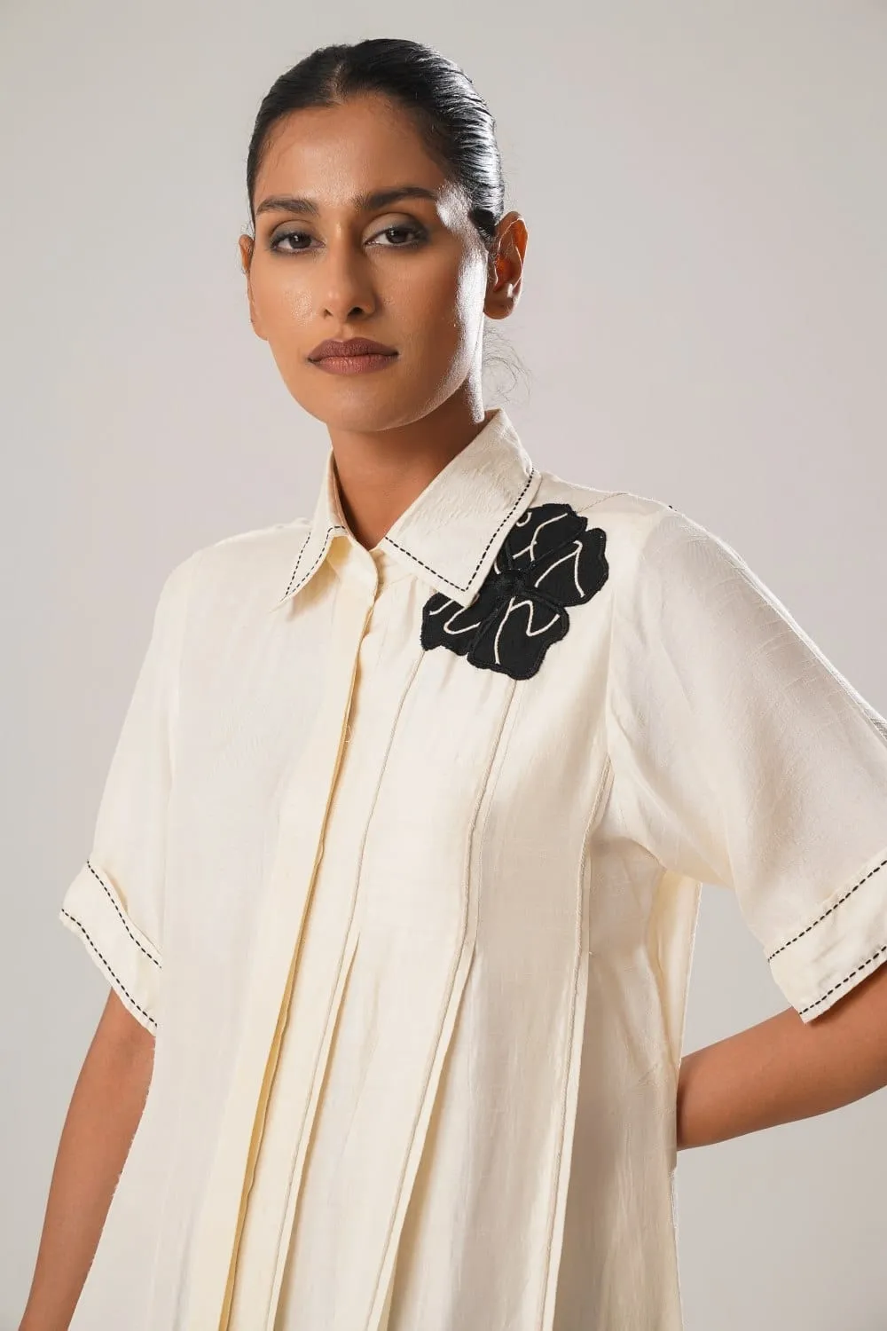 MJ PLEATED DRESS (WHITE)