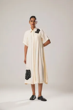 MJ PLEATED DRESS (WHITE)