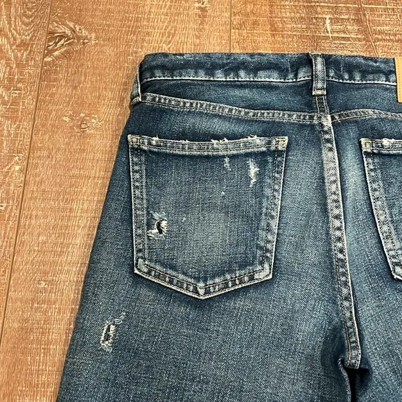 Moussy Vintage Distressed Mis-Rise Slim Jeans NWOT