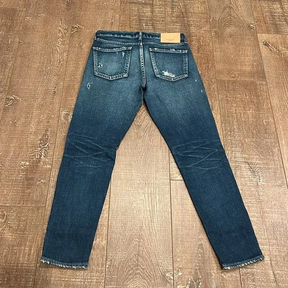 Moussy Vintage Distressed Mis-Rise Slim Jeans NWOT