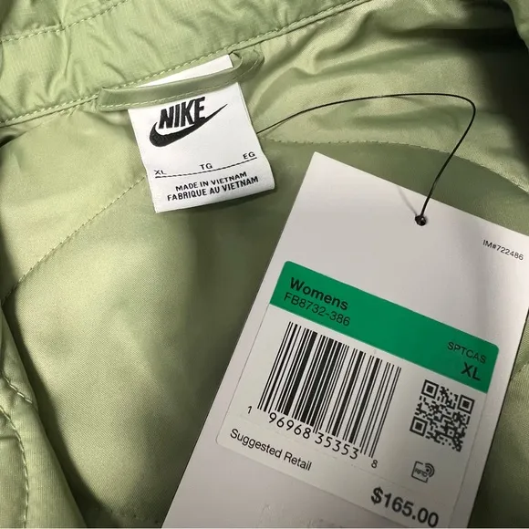 •new• NIKE ESSENTIALS Oversized Quilted Shacket