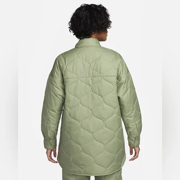 •new• NIKE ESSENTIALS Oversized Quilted Shacket
