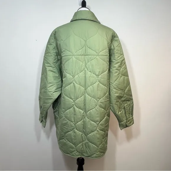 •new• NIKE ESSENTIALS Oversized Quilted Shacket